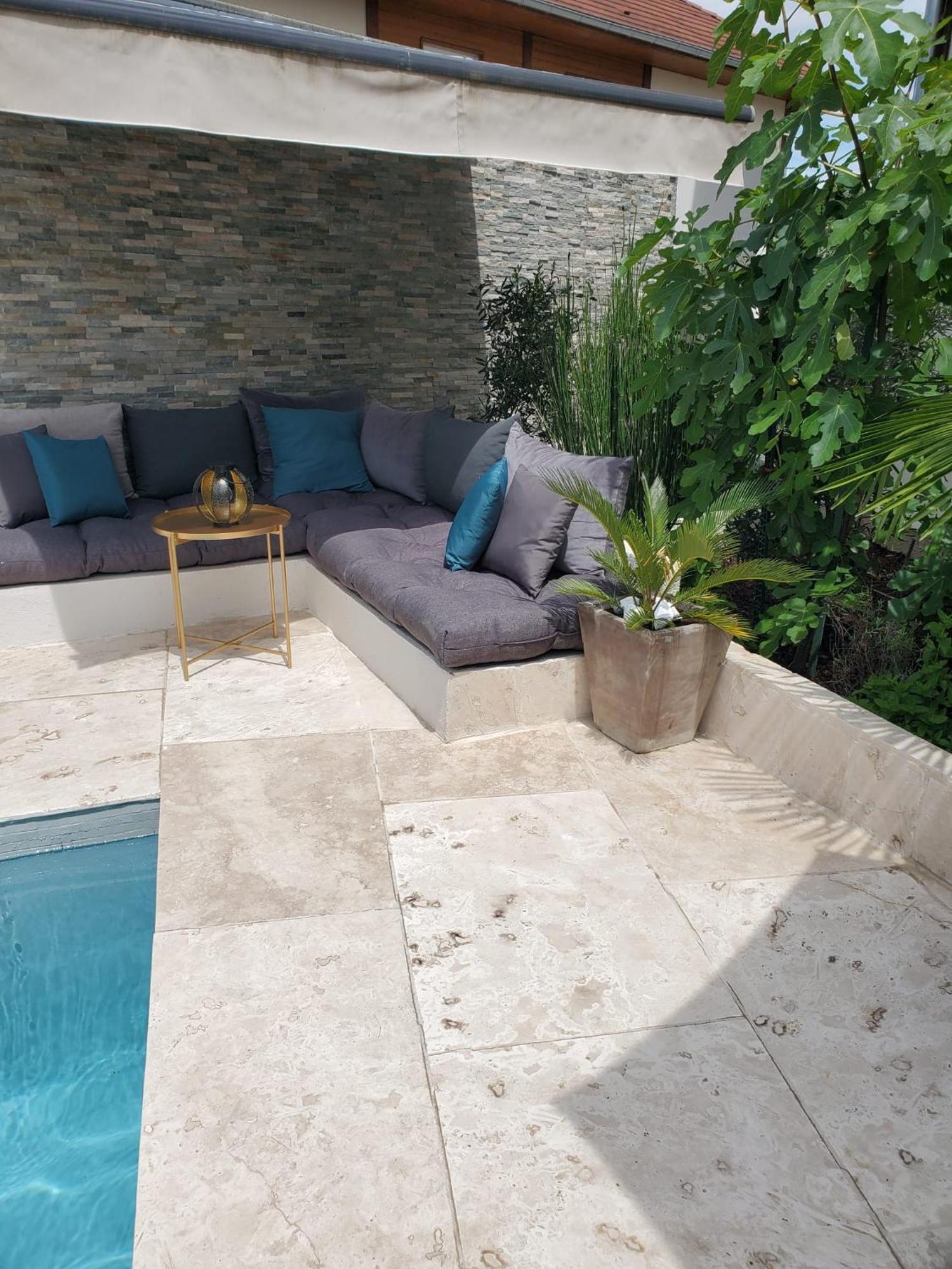 Holiday home Annecy A 9 Minutes Du Annecy Avec Piscine Privee
