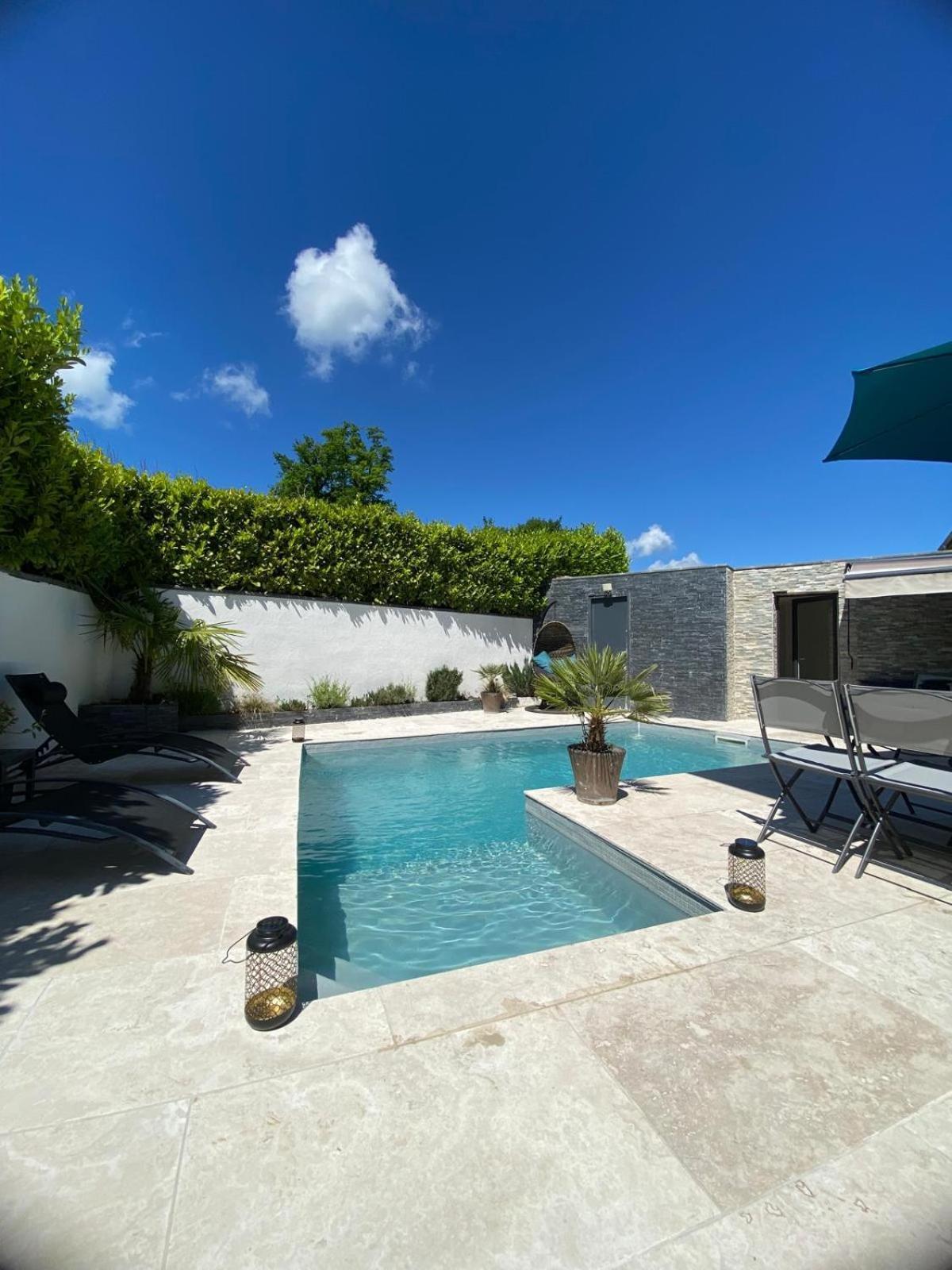 Annecy A 9 Minutes Du Annecy Avec Piscine Privee Holiday home Poisy
